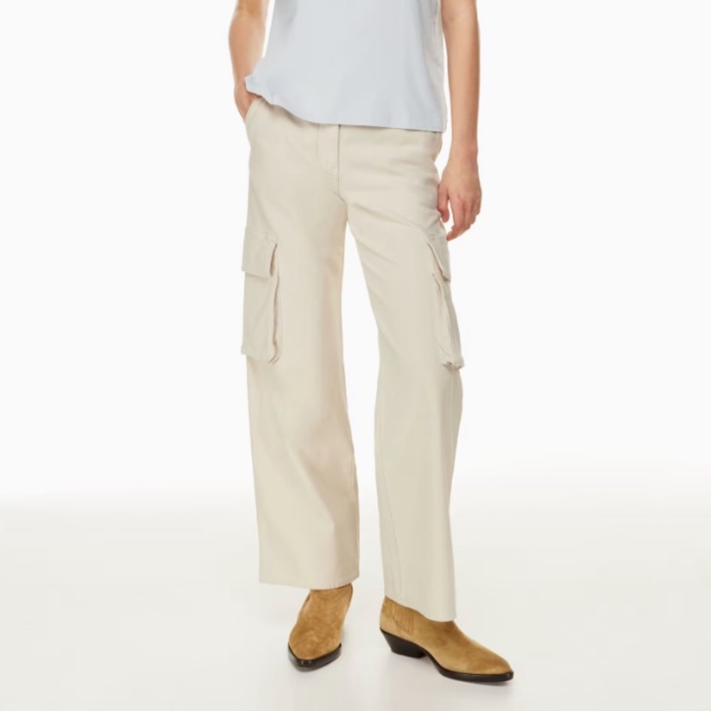 Aritzia Wilfred Free Cream Wide Leg Cargo Pants